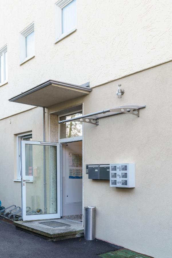 Easyapartments Riverside Salzburg Exterior photo
